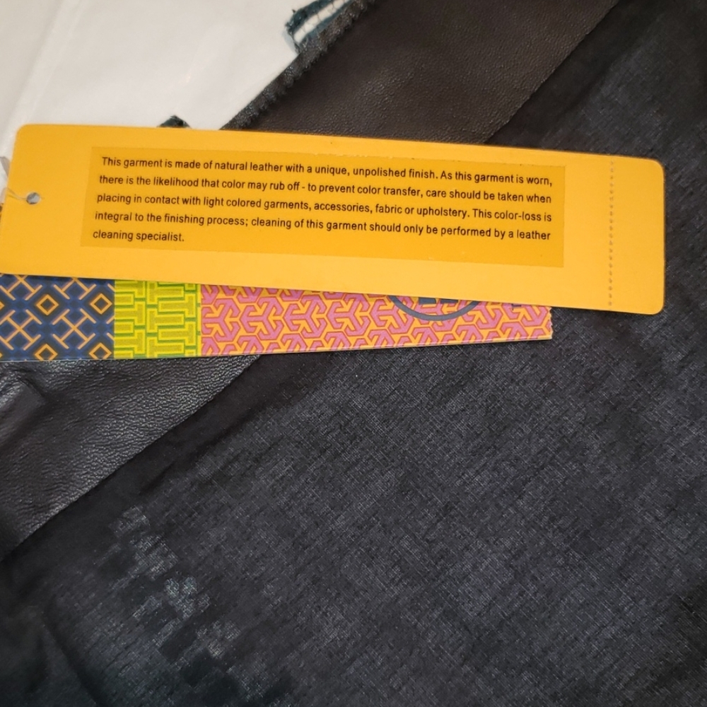 Tory Burch NEW Skirt Stripe Embossed Leather Mini NWT Women's 4 🎉HP🎉 - Picture 14 of 16